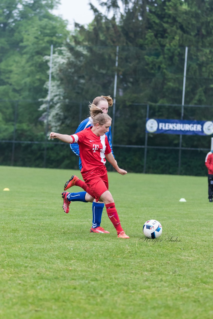 Bild 293 - wCJ SV Steinhorst/Labenz - VfL Oldesloe : Ergebnis: 18:0